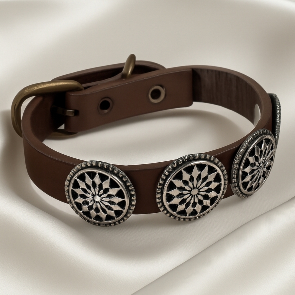Brown Leather Bracelet with Ornate Silver Medallions – Adjustable Unisex Boho